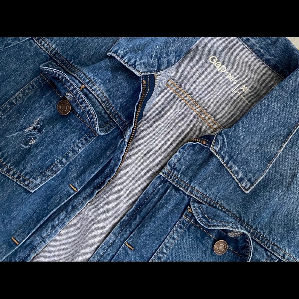 Gap Cropped Jean